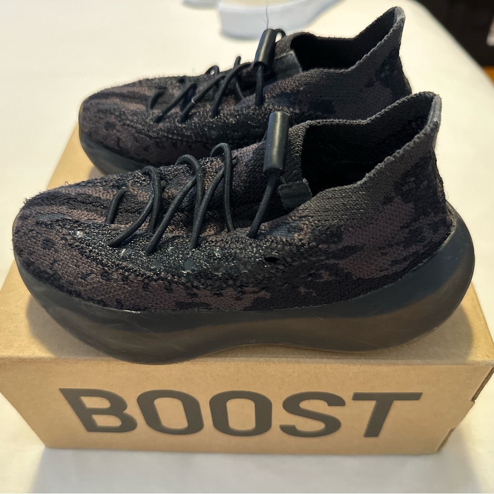 Kids Yeezy boost 380